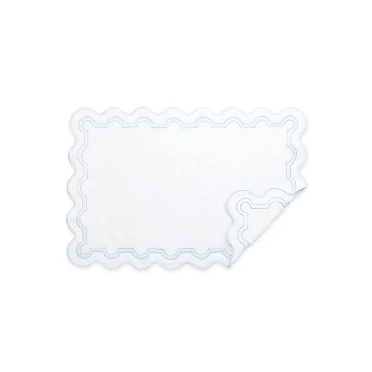 Schumacher Mirasol Tub Mat in Blue (MTK223TMTOWBL)