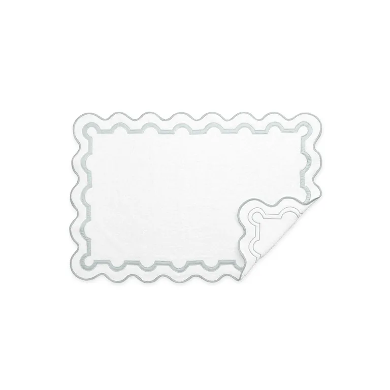 Schumacher Mirasol Tub Mat in Pool (MTK223TMTOWPL)