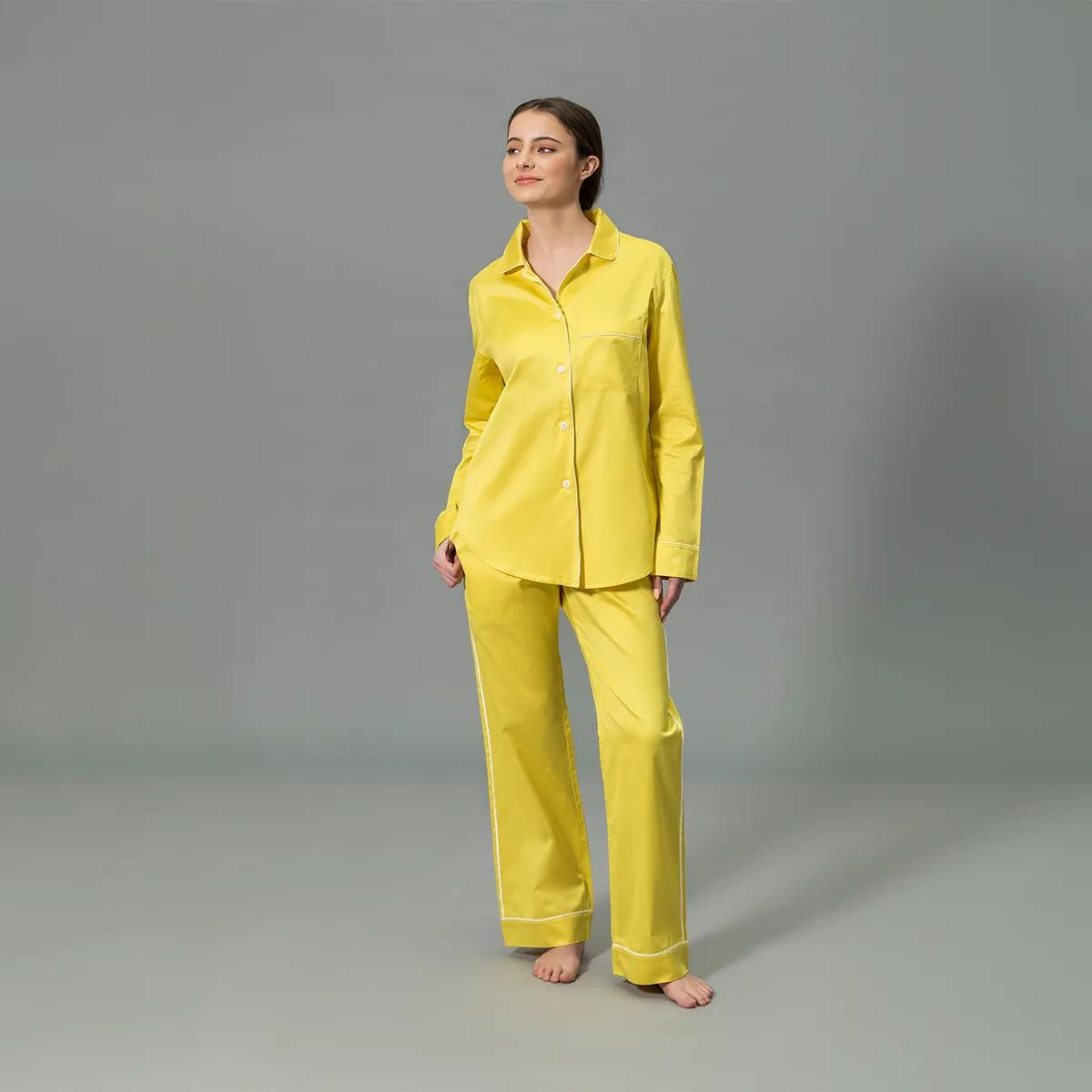 Schumacher Nocturne Pajama Set in Lemon/Bone