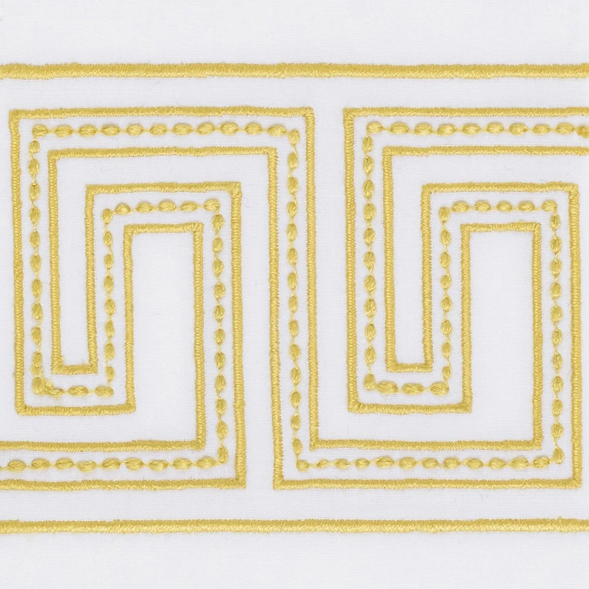 Schumacher Ophelia Guest Towel, Set of 2 in Lemon (MSC051GTOW2LE)