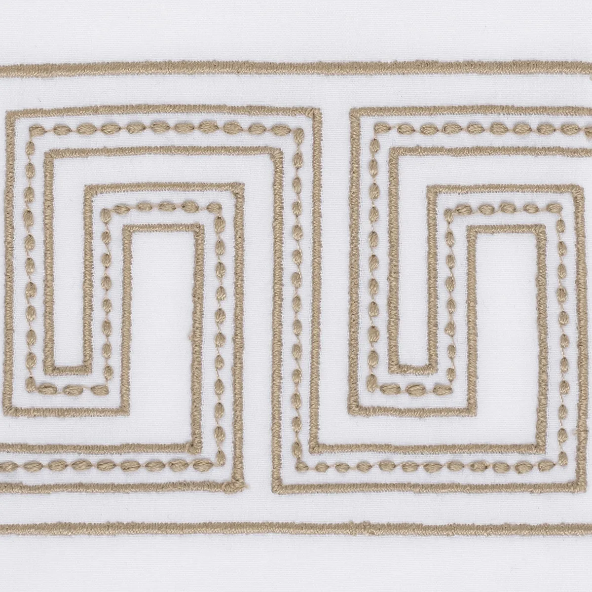 Schumacher Ophelia Guest Towel, Set of 2 in Linen (MSC051GTOW2LI)