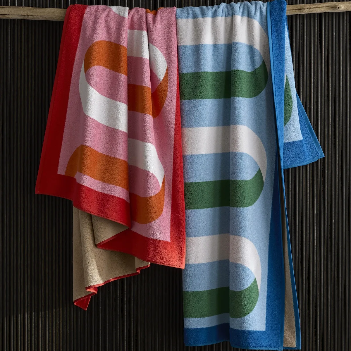 MSC067BCHTOFA | Ribbon Beach Towel - Flamingo Schumacher Ribbon Beach Towel in Flamingo (MSC067BCHTOFA)