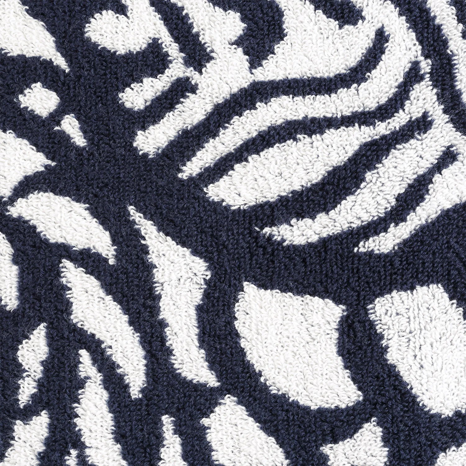 Schumacher Seashells Beach Towel in Navy (MSC008BCHTONA)