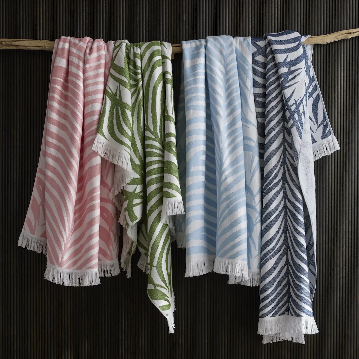 MSC009BCHTOJU | Zebra Palm Beach Towel - Jungle Schumacher Zebra Palm Beach Towel in Jungle (MSC009BCHTOJU)