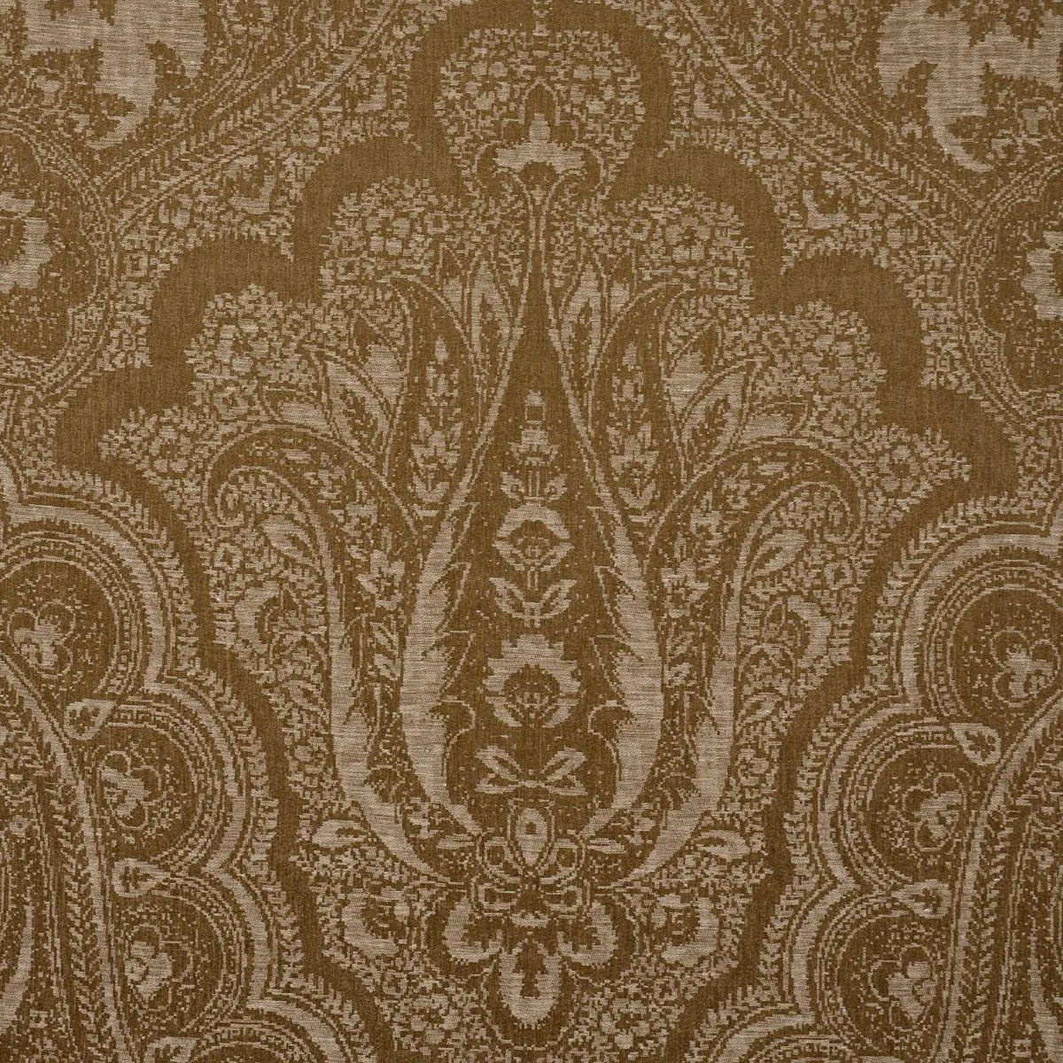 Schumacher 86121 Amara Paisley Oro fabric swatch