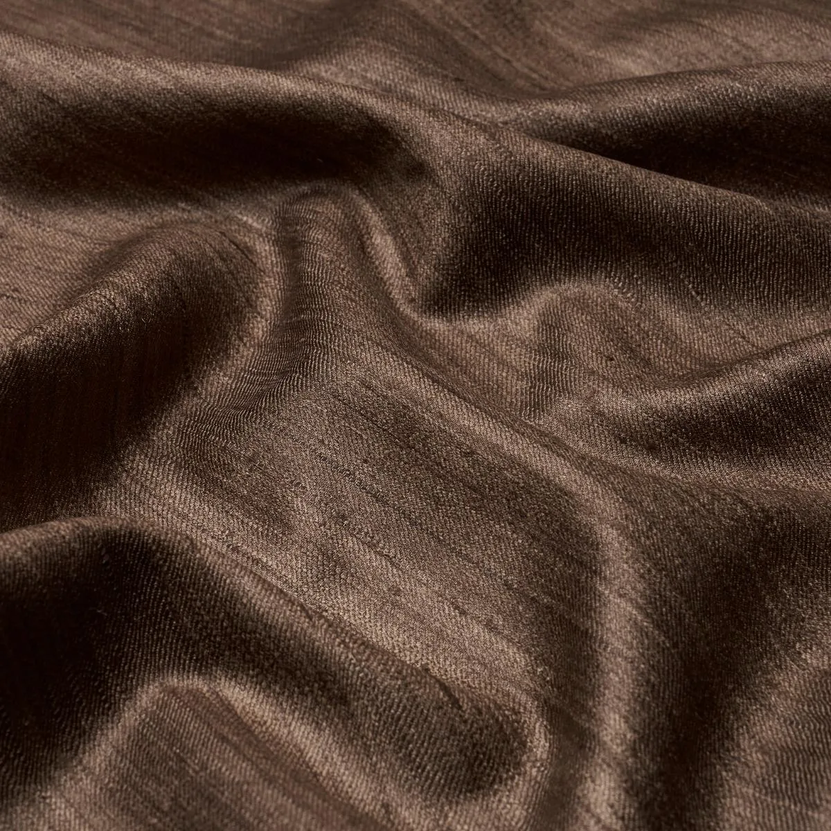 Schumacher 84072 Amir Handwoven Silk Casement Walnut Fabric Schumacher 84072 Amir Handwoven Silk Casement Walnut fabric swatch