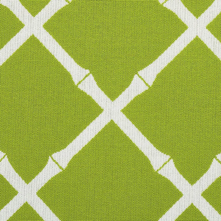 Schumacher 82760 Bamboo Trellis Indoor/Outdoor Leaf fabric swatch