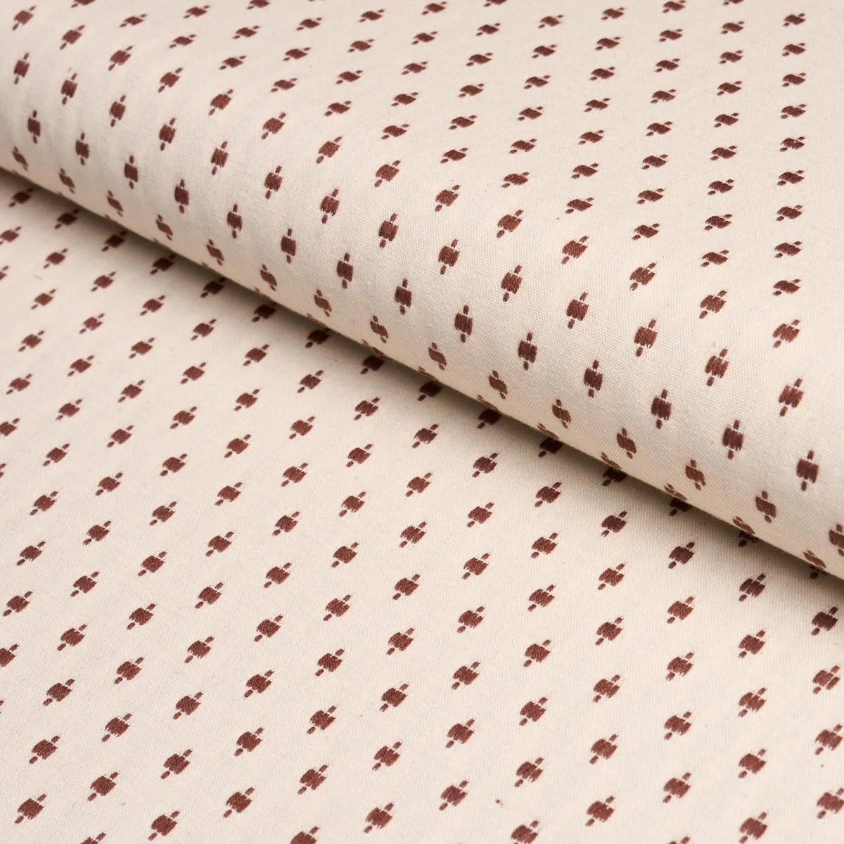Schumacher 75533 Barlow Light Brown On Ivory fabric swatch