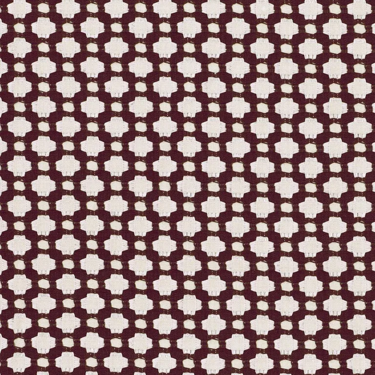 Schumacher 62611 Betwixt Bear/Ivory fabric swatch