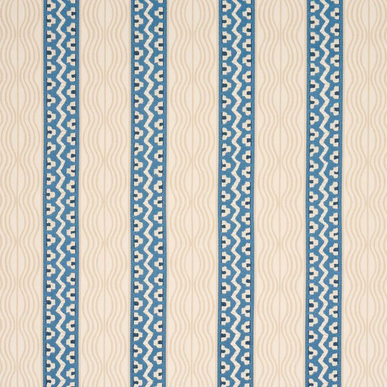 Schumacher 87450 CrèMe Anglaise English Cream/Denim Blue fabric swatch