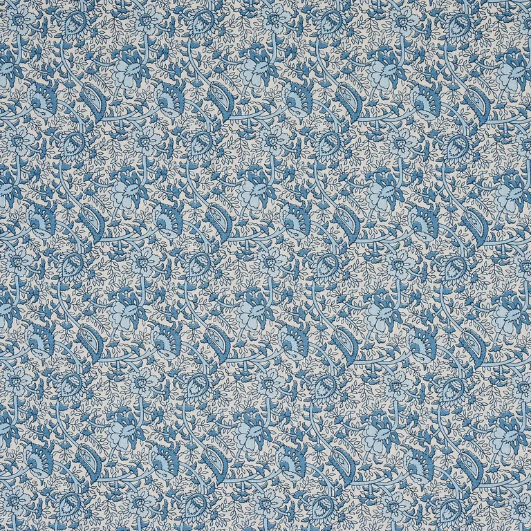 Schumacher 180710 Daisy Indoor/Outdoor Indigo fabric swatch