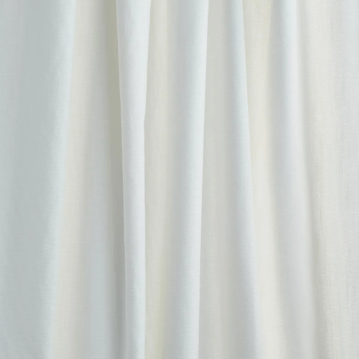 Schumacher 81122 Dean Indoor/Outdoor Ivory fabric swatch