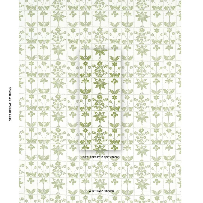 Schumacher 180890 Georgia Wildflowers Leaf fabric swatch