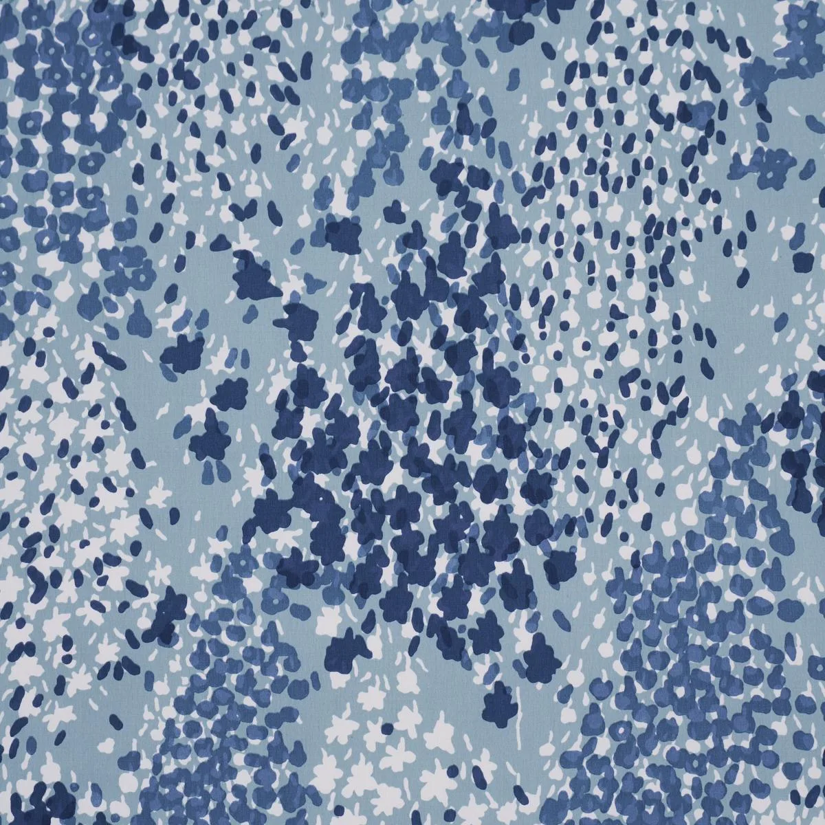 Schumacher TL400030 Giverny Blues fabric swatch