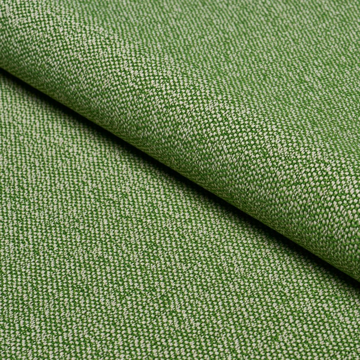 84341 Gus Indoor/Outdoor Grass Fabric