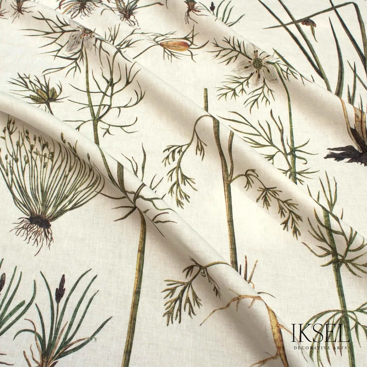 Schumacher RF417CS70 Herbier White fabric swatch