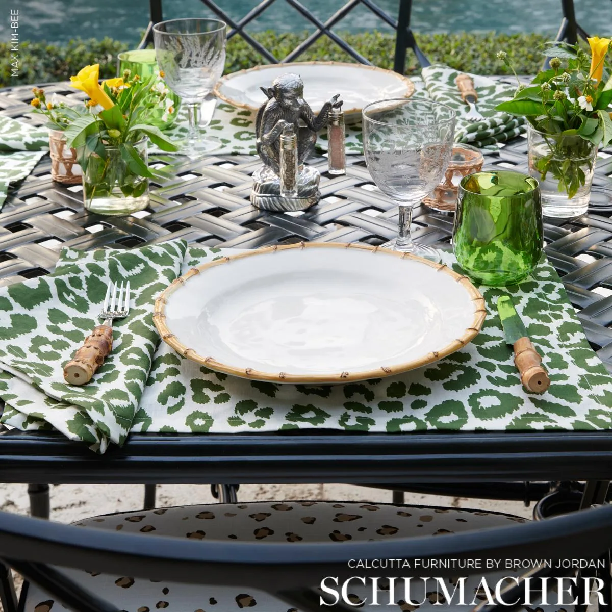 Schumacher 177322 Iconic Leopard Indoor/Outdoor Green fabric swatch