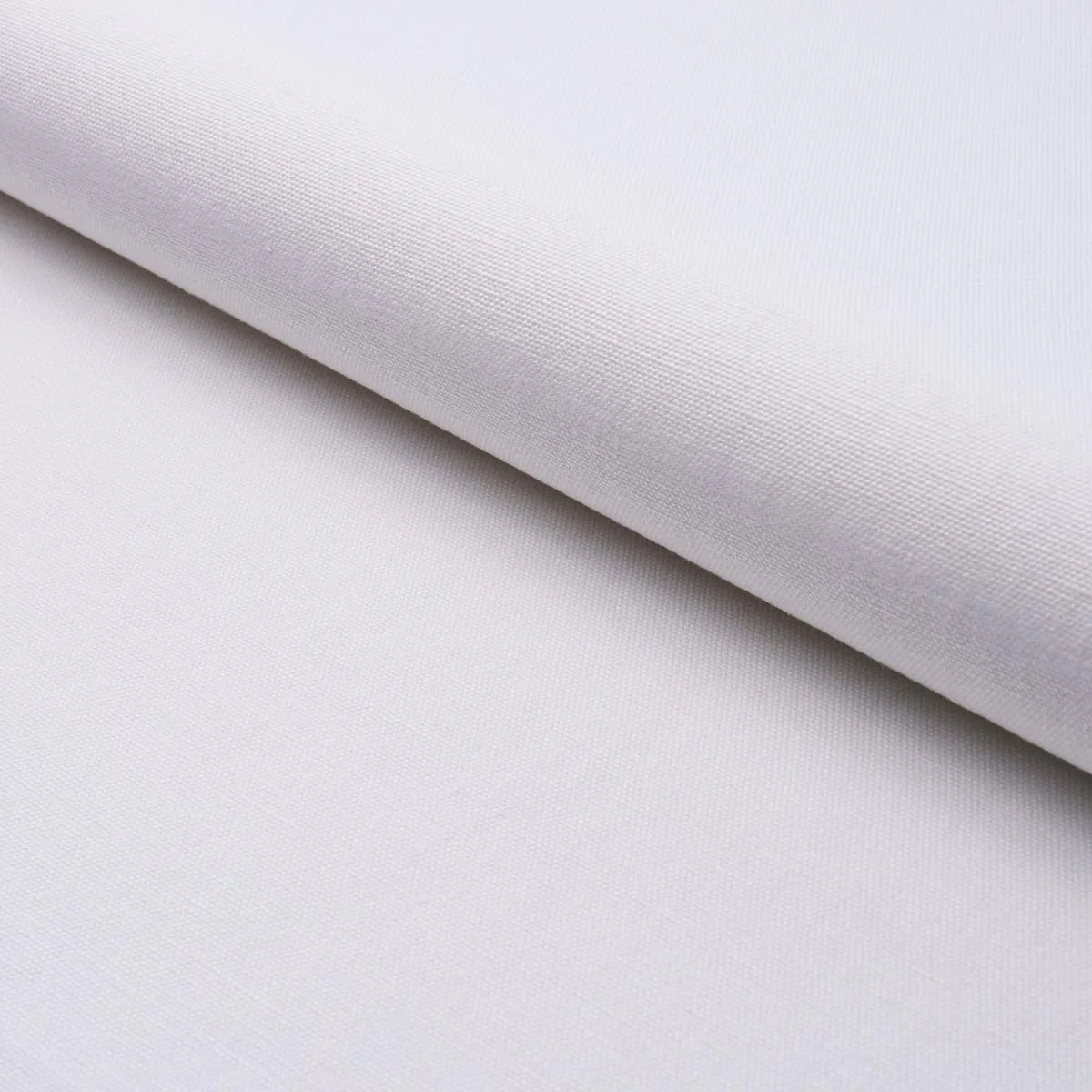 Schumacher 84902 Jumi Stonewashed Linen White fabric swatch