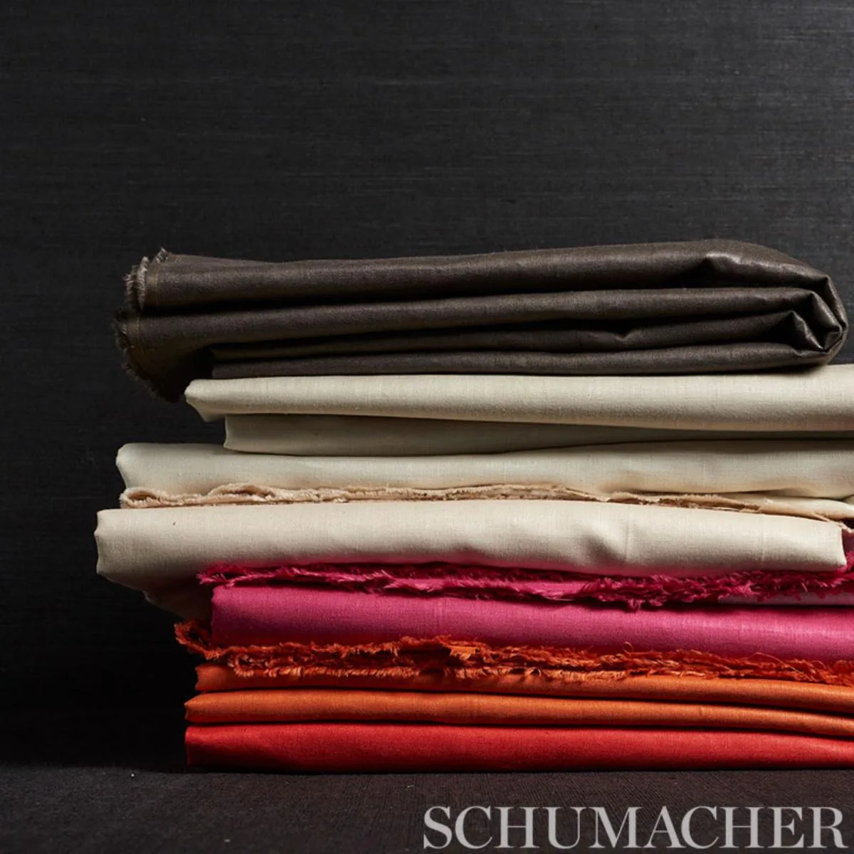 Schumacher 69330 Lange Glazed Linen Blanc fabric swatch