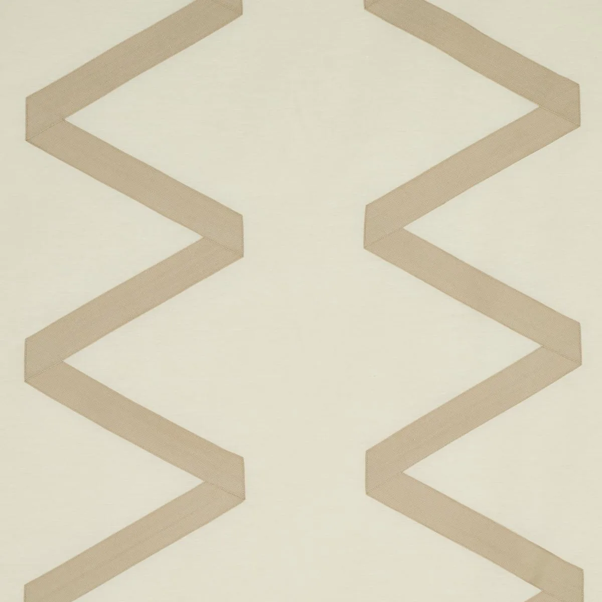69694 Legere Linen Silk Appliqué Dove On Ivory Fabric