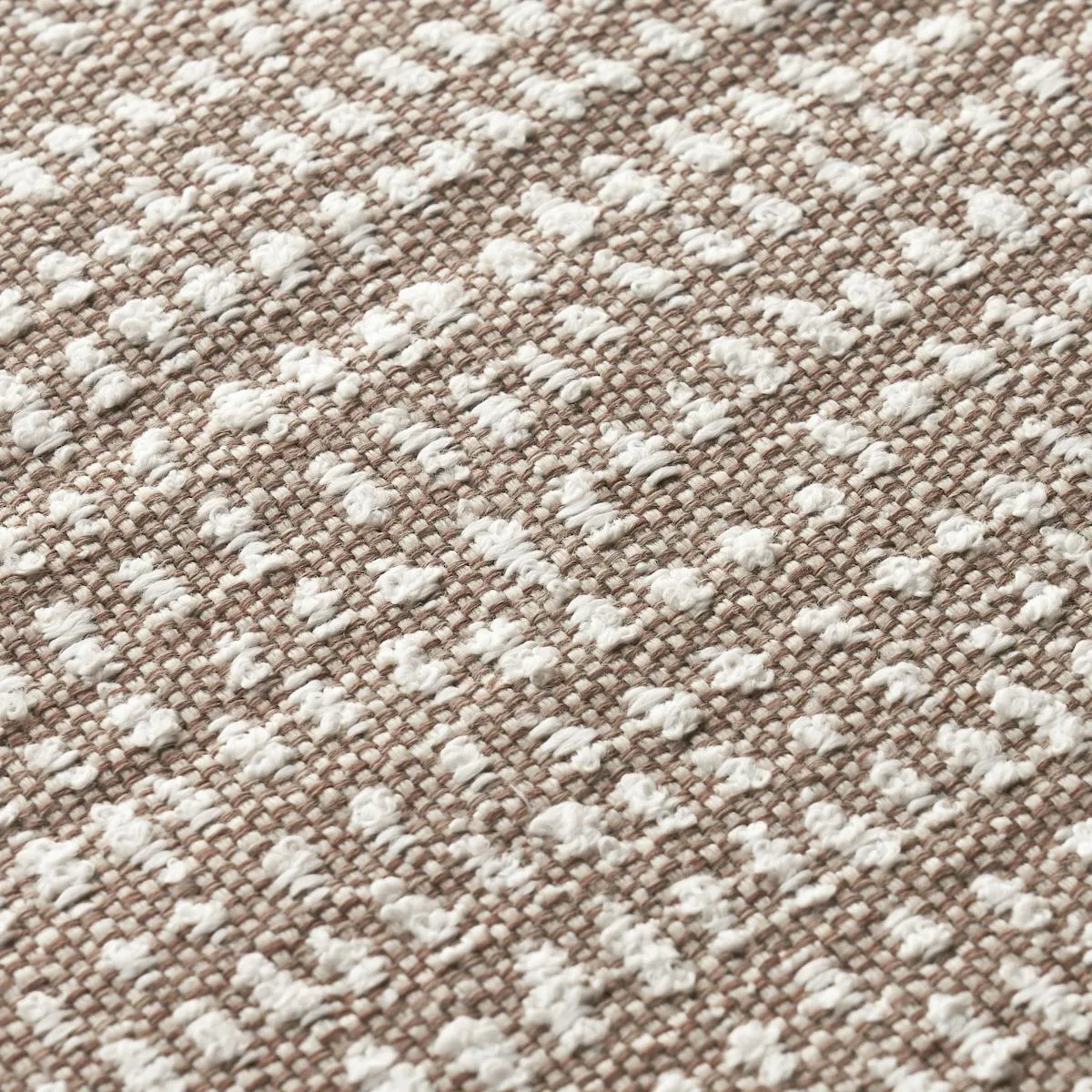 Schumacher 81090 Oscar Indoor/Outdoor White fabric swatch