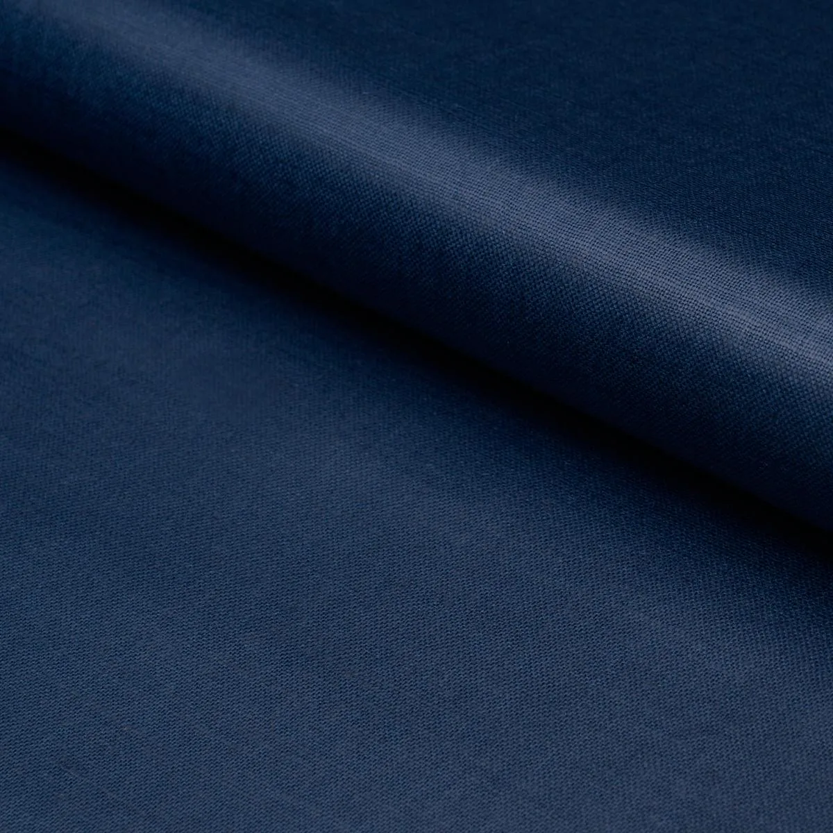 Schumacher 85274 Patent Linen Navy fabric swatch
