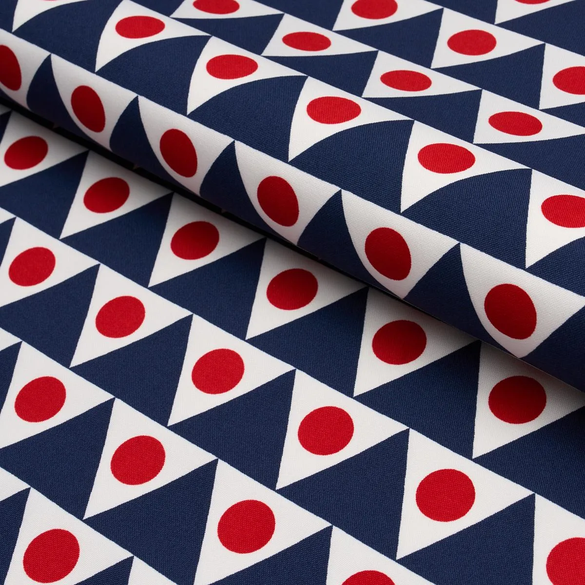 Schumacher 176642 Pennant Ii Indoor/Outdoor Navy & Red fabric swatch