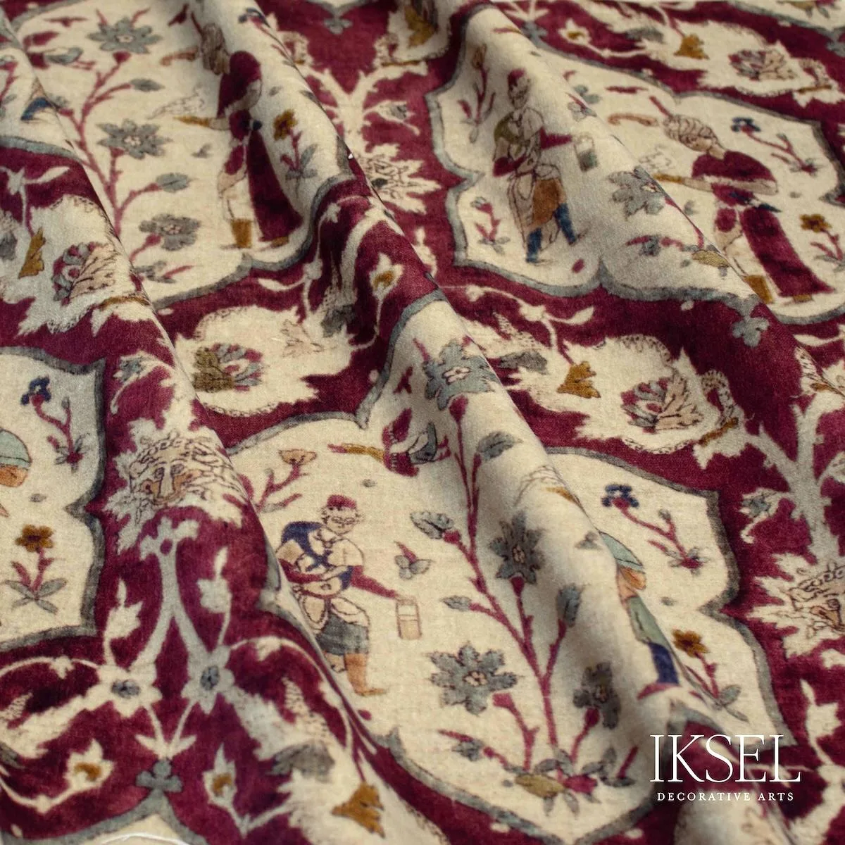 Schumacher RF932CS01 Safavid Medallions Original fabric swatch