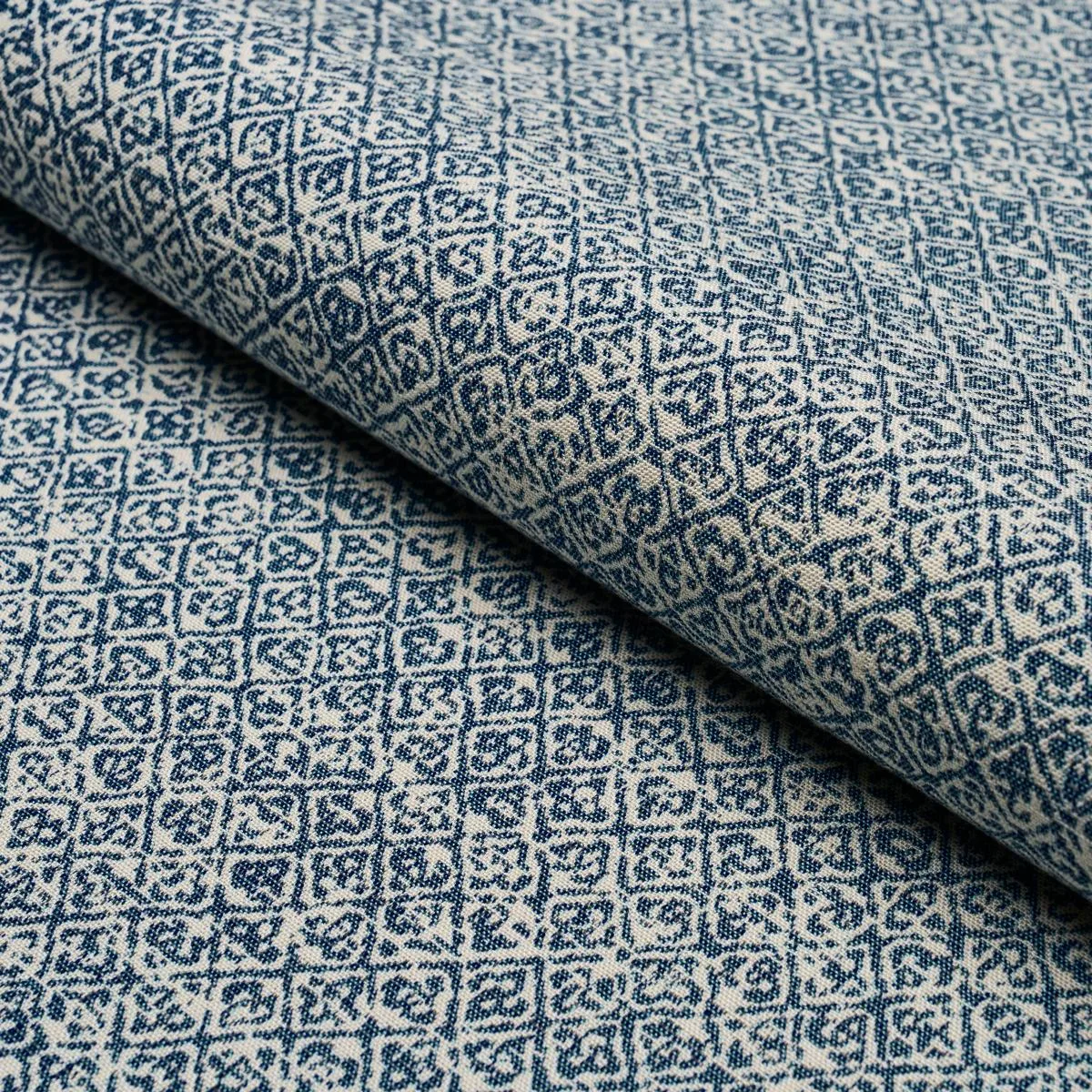 Schumacher 84303 Sarong Weave Indoor/Outdoor Indigo fabric swatch