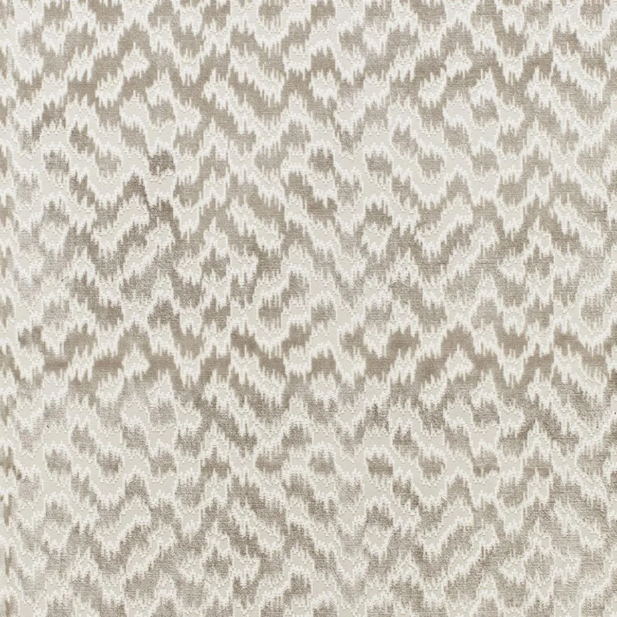 Schumacher 68670 Serenissimo Velvet Fog fabric swatch