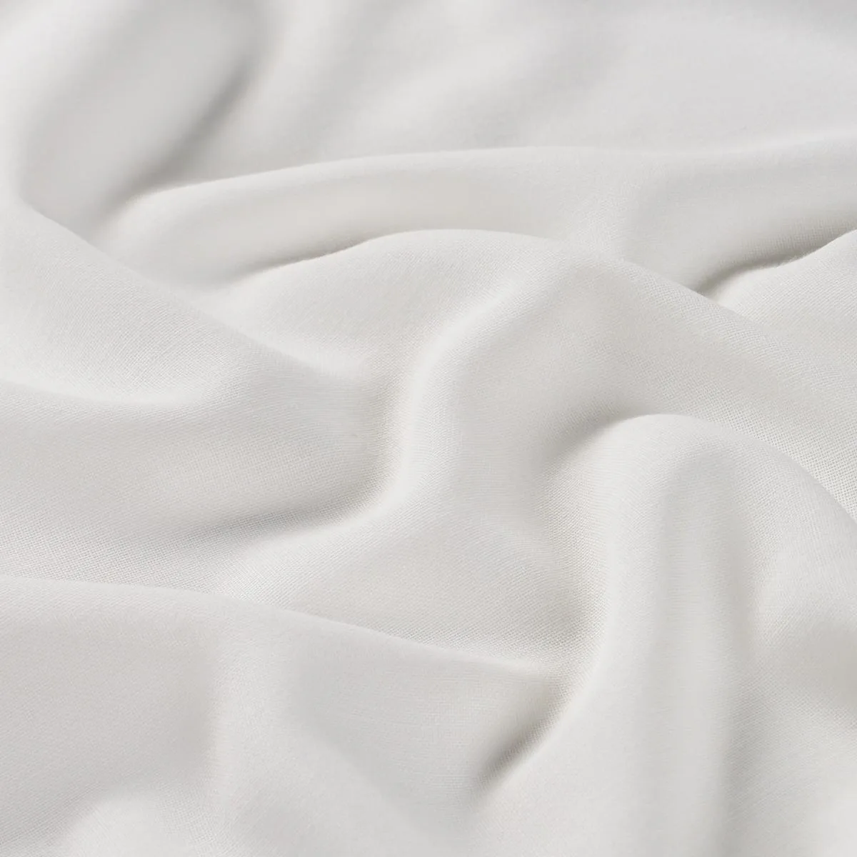 Schumacher 85070 Summit Sda Sheer White fabric swatch