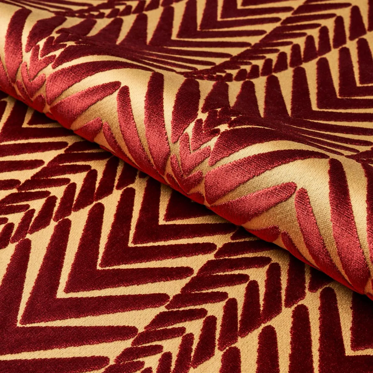 Schumacher 83401 Zebra Velvet Gold Plum fabric swatch