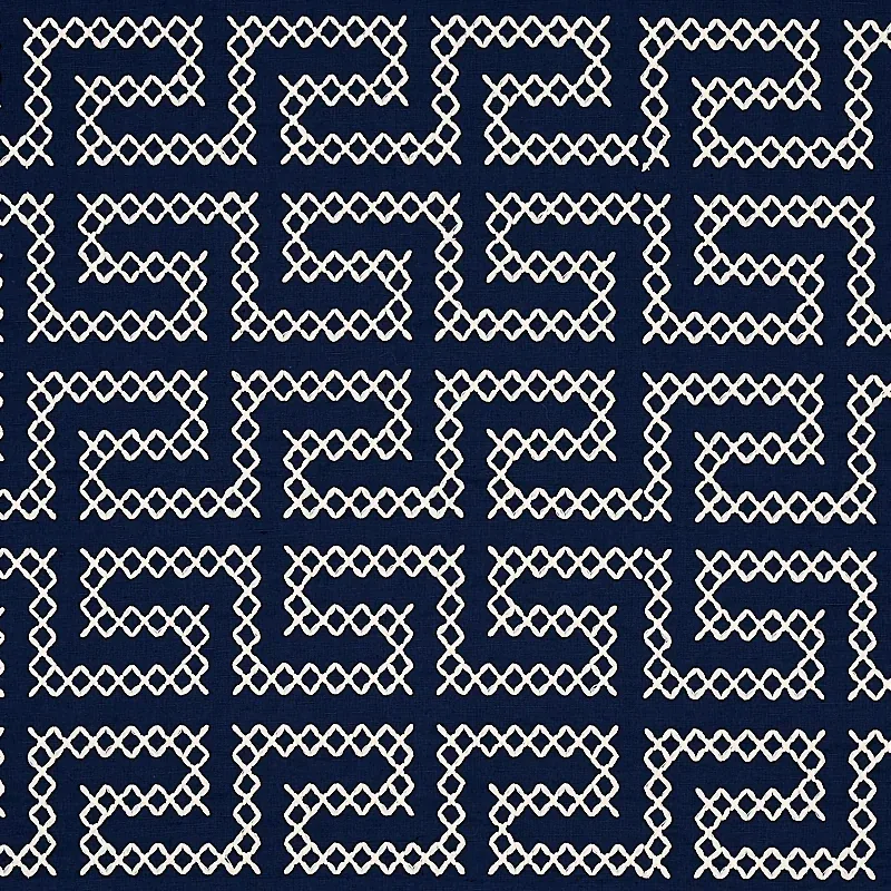 70233 | A MAZE EMBROIDERY – NAVY