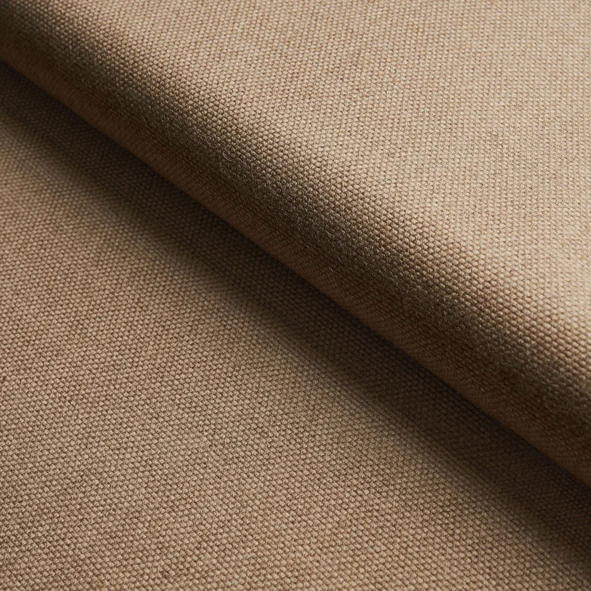 81922 | ATTICUS WOOL – CAMEL