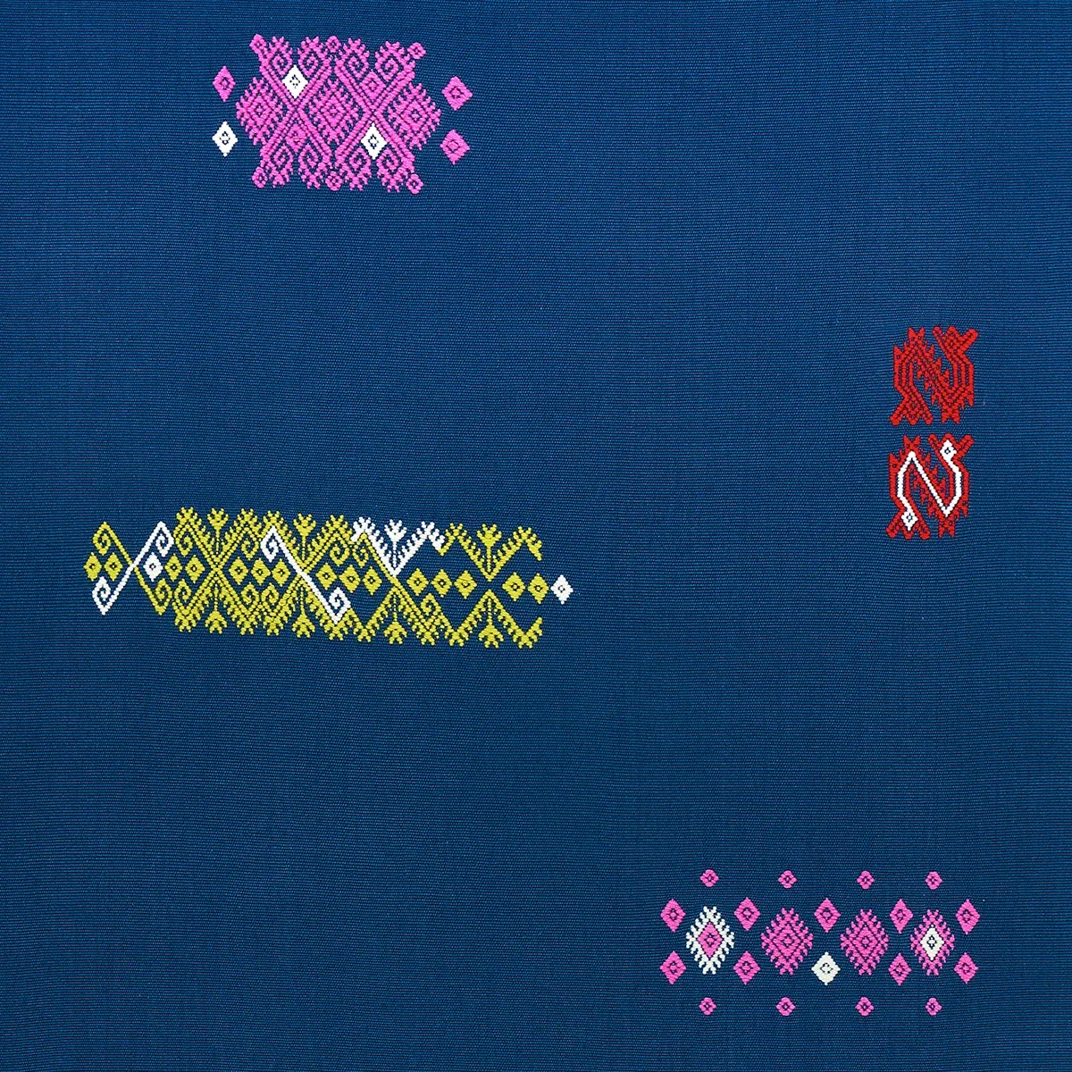 82041 | BALAMIL HANDWOVEN PANEL – MULTI ON NAVY