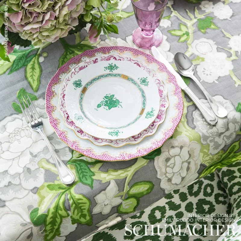 BERMUDA BLOSSOMS Fabric – SLATE | Schumacher | Wallpaper Twi BERMUDA BLOSSOMS fabric SLATE color by Schumacher