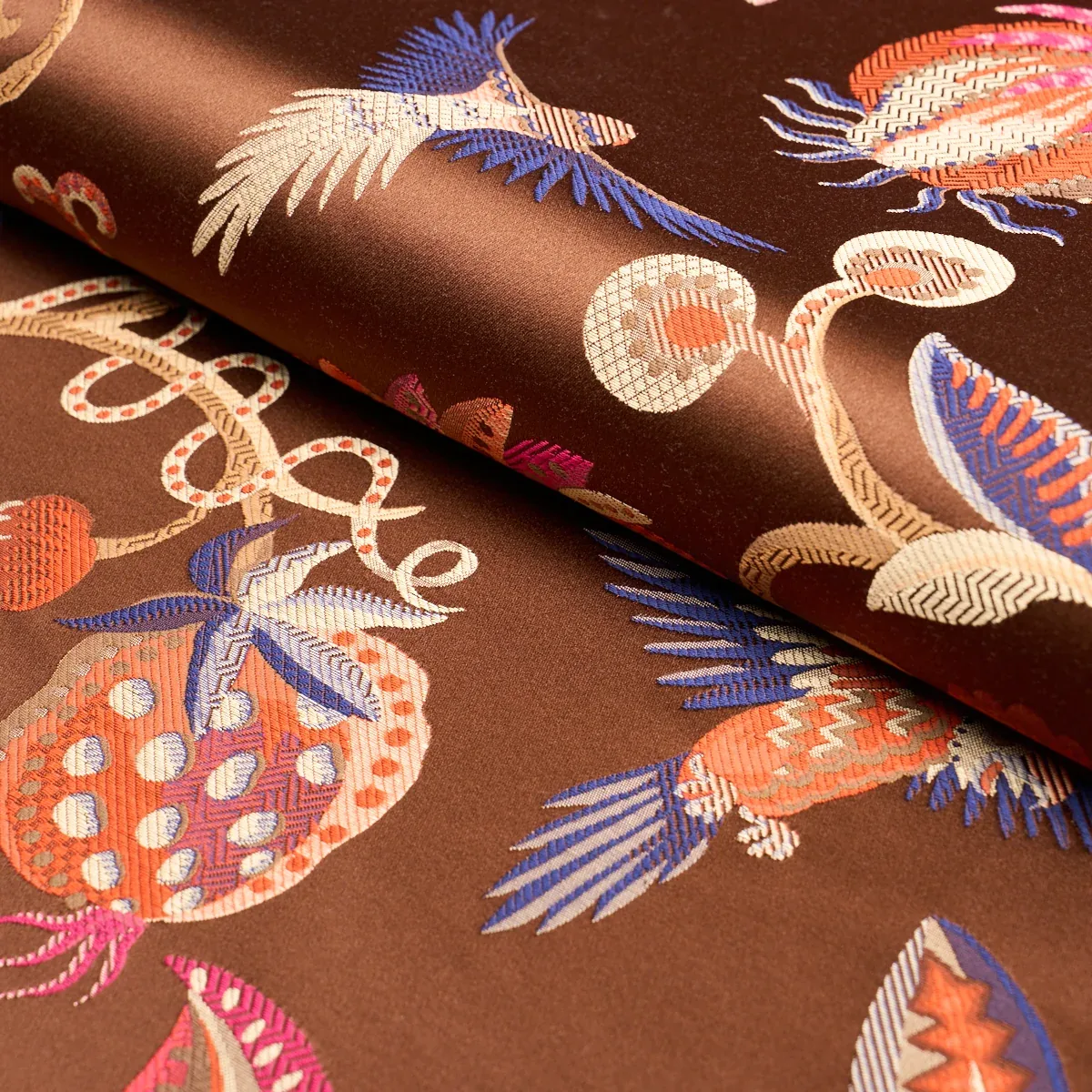 BIRDS OF PARADISE WOVEN Fabric – CHESTNUT | Schumacher | Wal BIRDS OF PARADISE WOVEN fabric CHESTNUT color by Schumacher