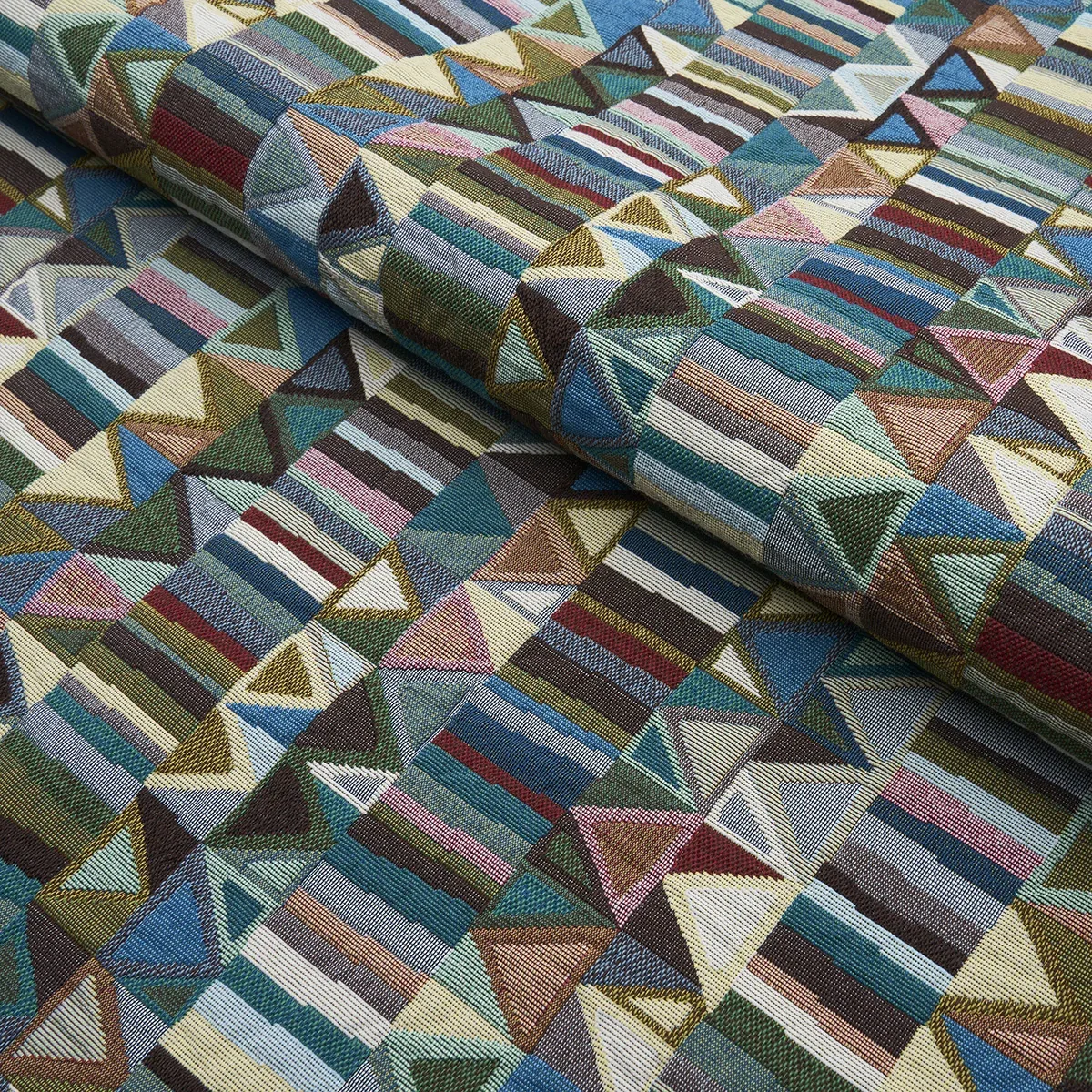82020 | BIZANTINO QUILTED WEAVE – PEACOCK