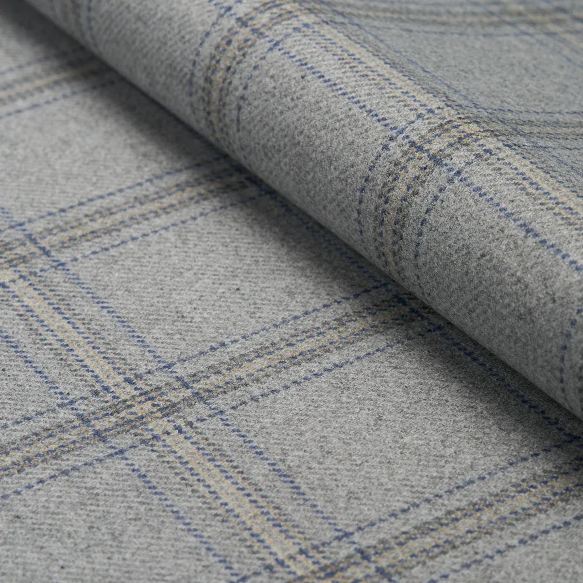 82342 | BLACKBURN MERINO PLAID – GREY
