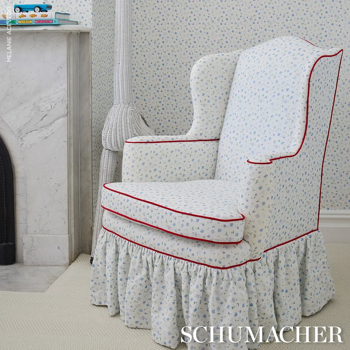 BLOOMWIND PERFORMANCE LINEN Fabric – BLUE | Schumacher | Wal BLOOMWIND PERFORMANCE LINEN fabric BLUE color by Schumacher