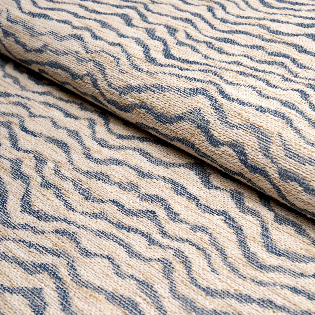 CAMMIE PERFORMANCE Fabric – INDIGO | Schumacher | Wallpaper CAMMIE PERFORMANCE fabric INDIGO color by Schumacher
