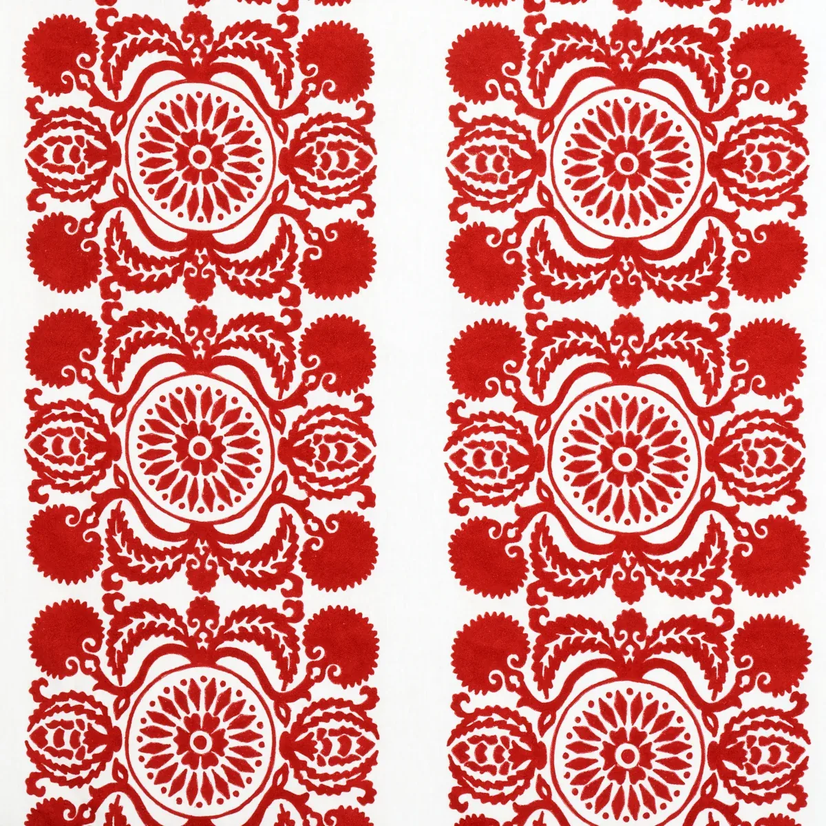 70261 | CASTANET EMBROIDERY – RED