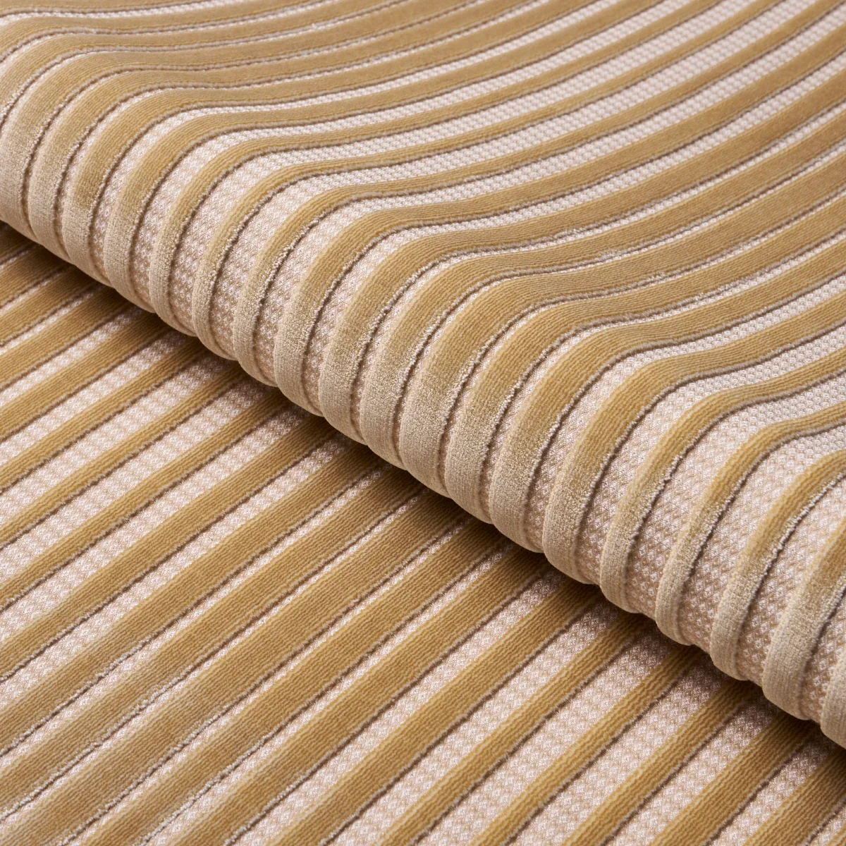 82153 | CHIMAY STRIPE VELVET – CHAMPAGNE
