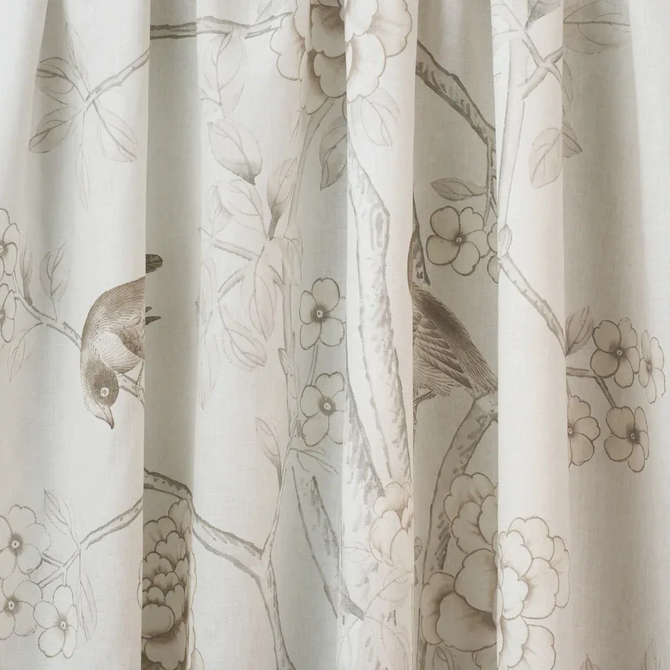 CHINOIS PALAIS Fabric – NEUTRAL | Schumacher | Wallpaper Twi CHINOIS PALAIS fabric NEUTRAL color by Schumacher
