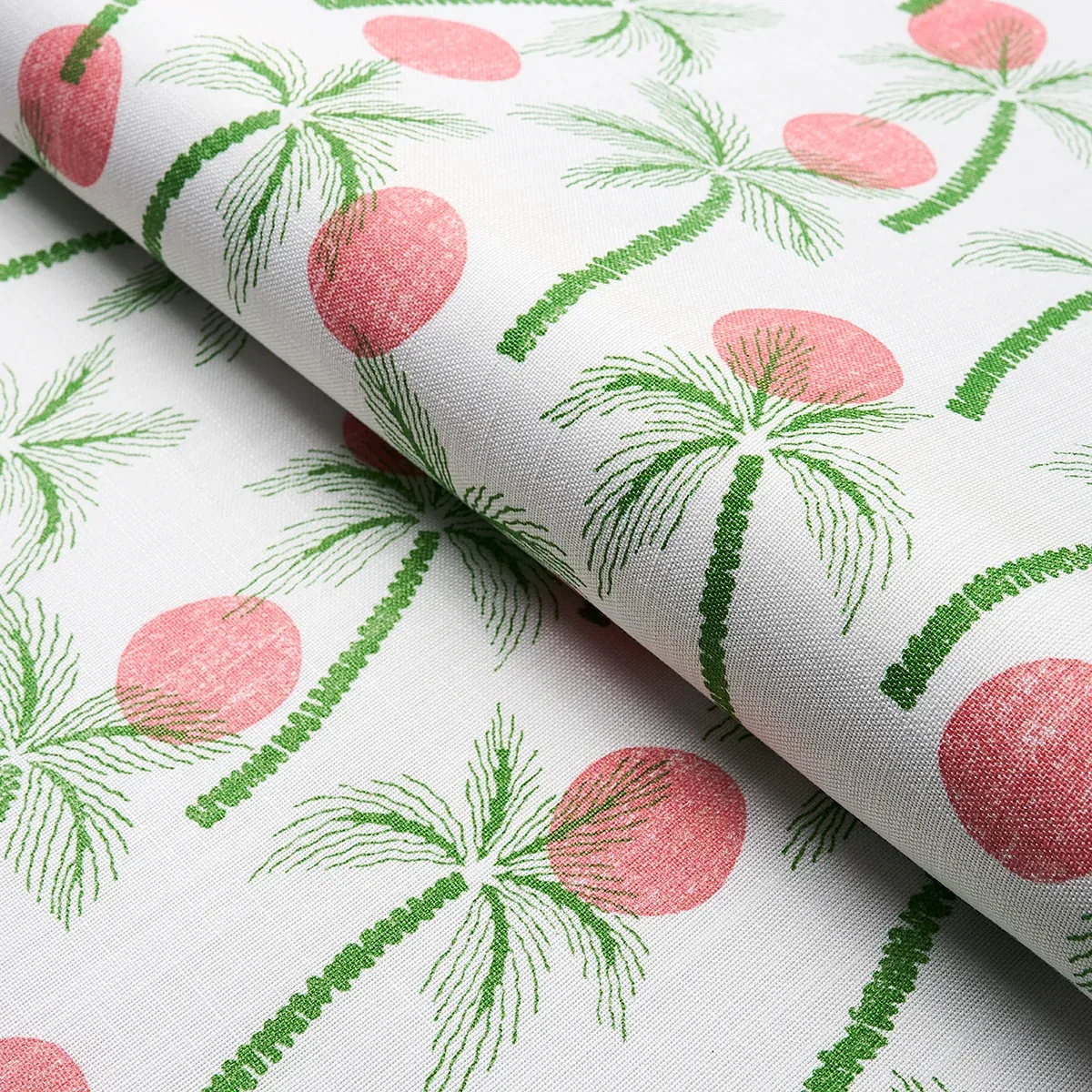 CLARABELLA PALM INDOOR/OUTDOOR Fabric – TROPICAL | Schumache CLARABELLA PALM INDOOR/OUTDOOR fabric TROPICAL color by Schumacher