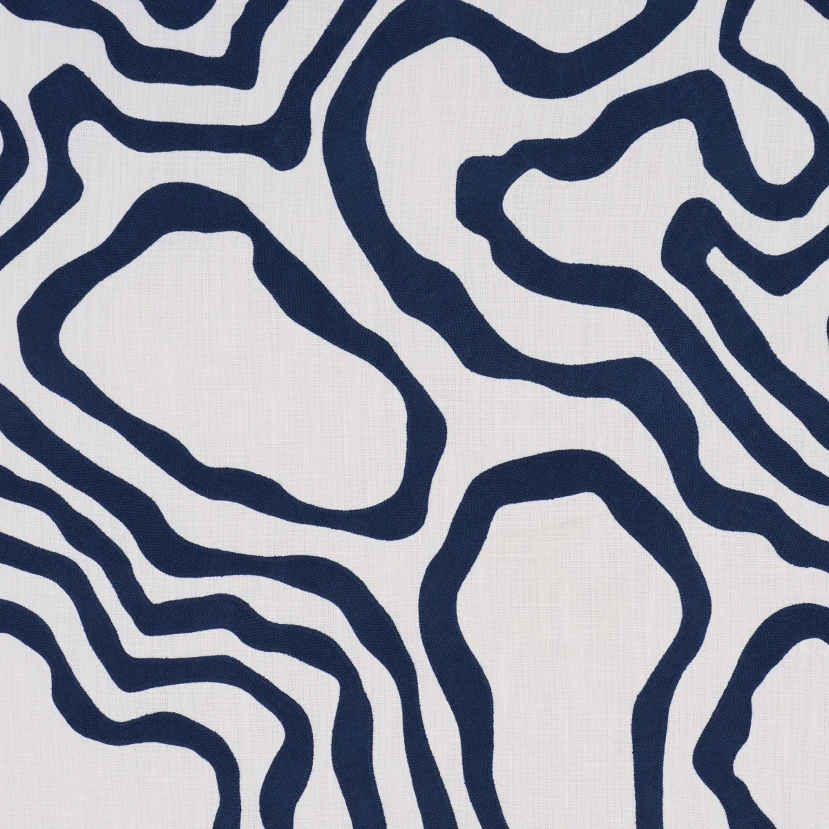 84432 | DEFEO EMBROIDERY – INDIGO