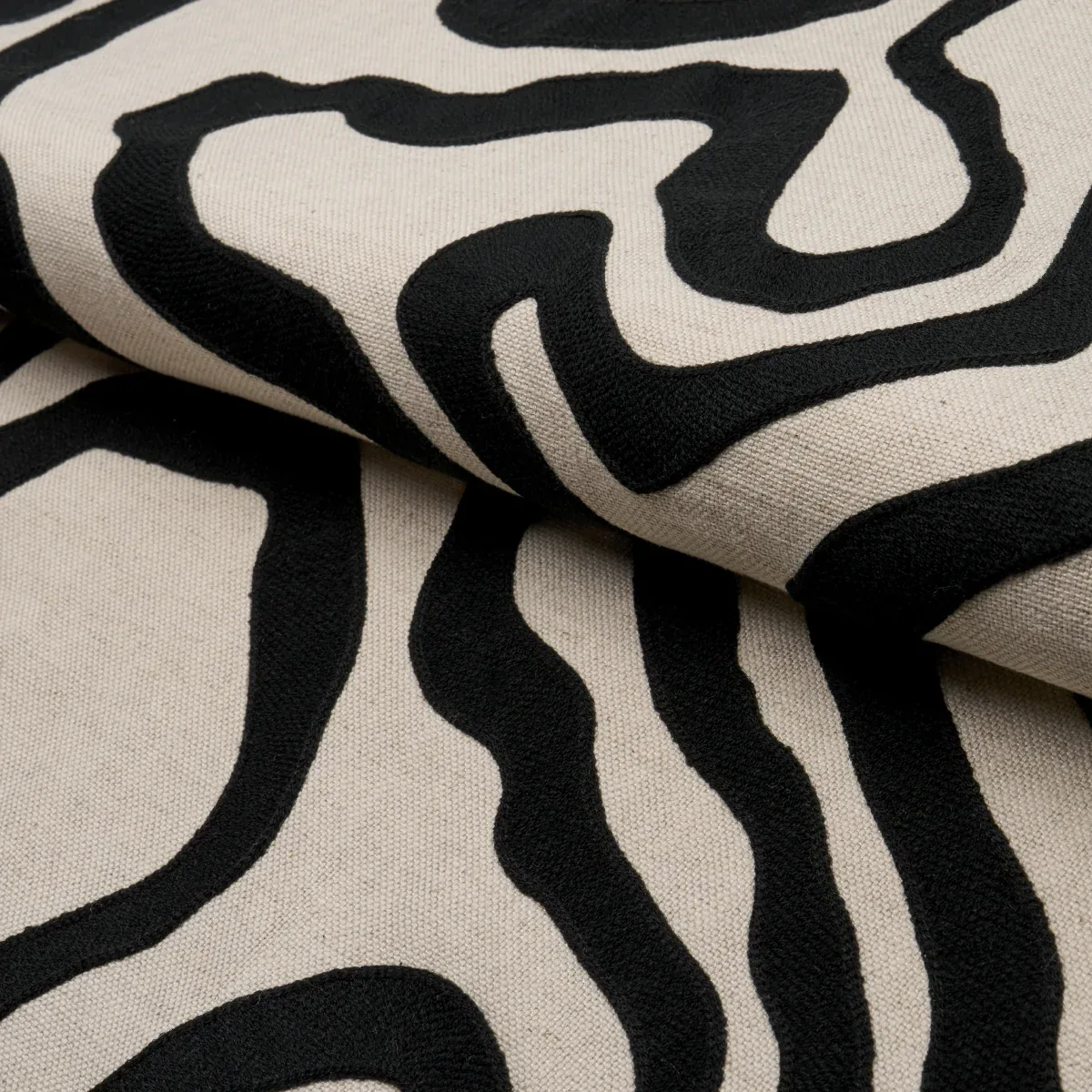 DEFEO EMBROIDERY Fabric – NOIR | Schumacher | Wallpaper Twin DEFEO EMBROIDERY fabric NOIR color by Schumacher