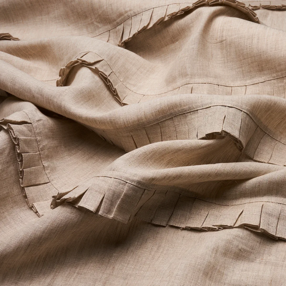 DOROTHY PLEATED LINEN fabric LINEN color by Schumacher