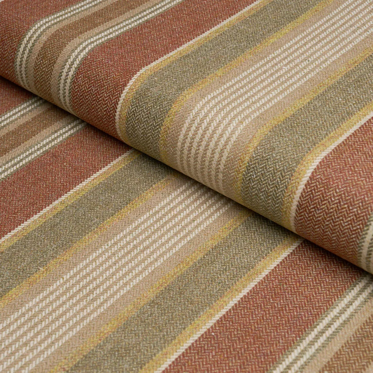 54204 | EDGEMERE STRIPE – INDIAN RED