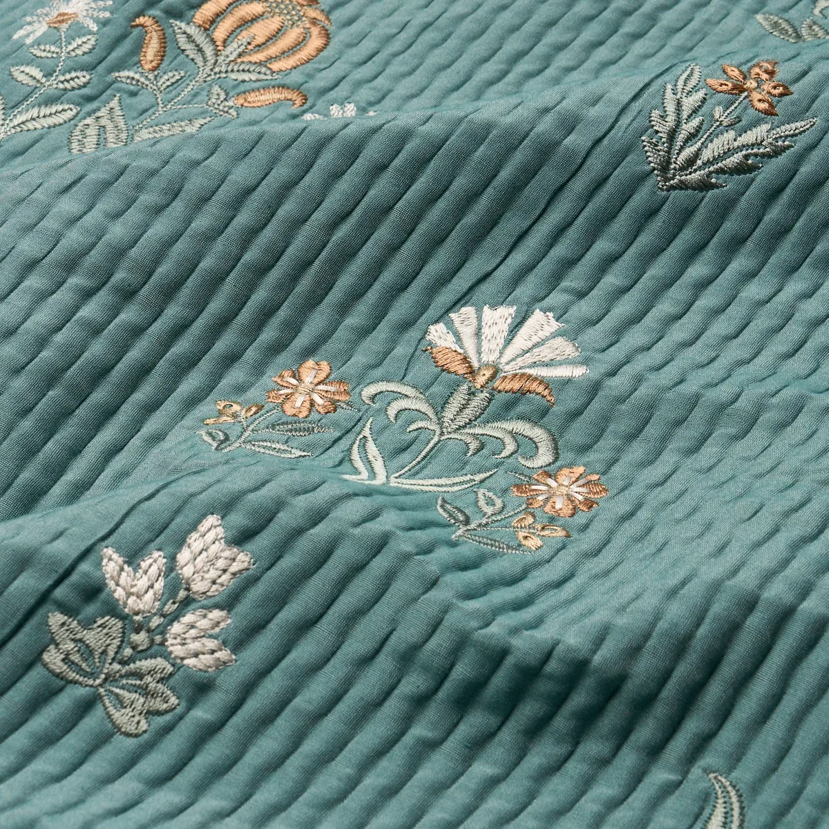 ELMSLIE EMBROIDERY Fabric – TEAL | Schumacher | Wallpaper Tw ELMSLIE EMBROIDERY fabric TEAL color by Schumacher